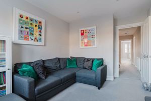 Bed 2- click for photo gallery